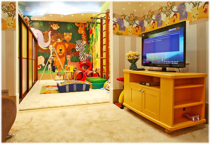 Разделение комнаты на две зоны: детскую и взрослую